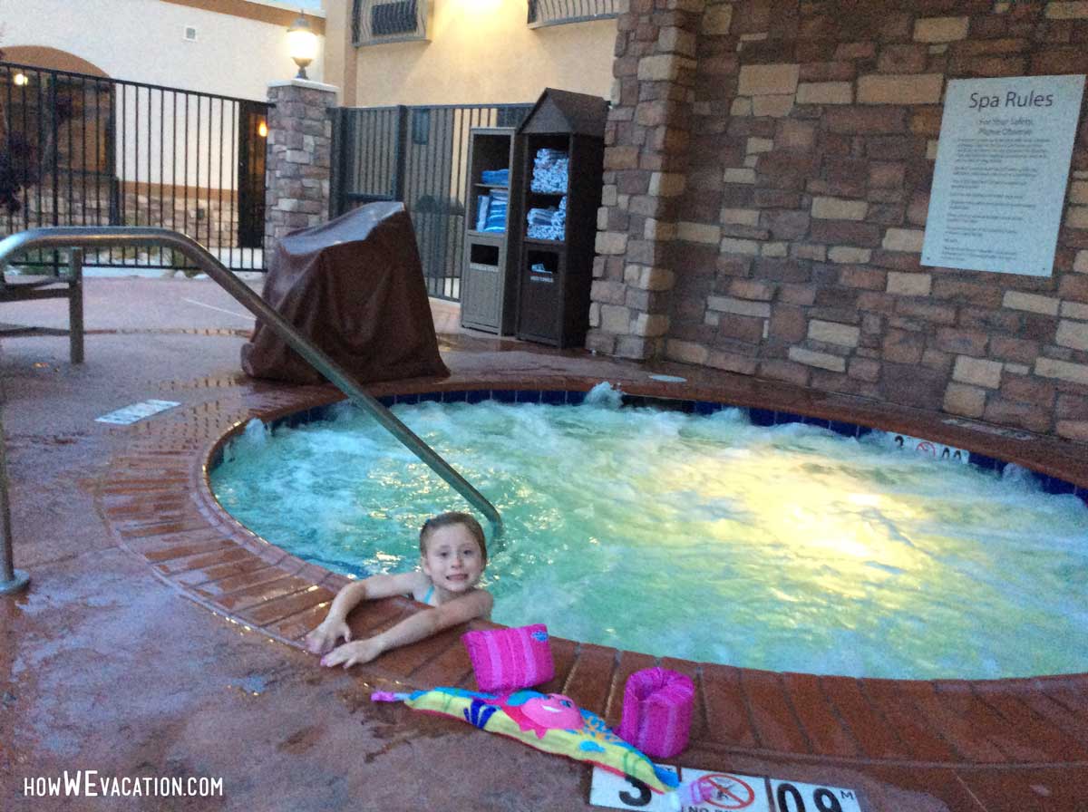 holiday inn moab pool