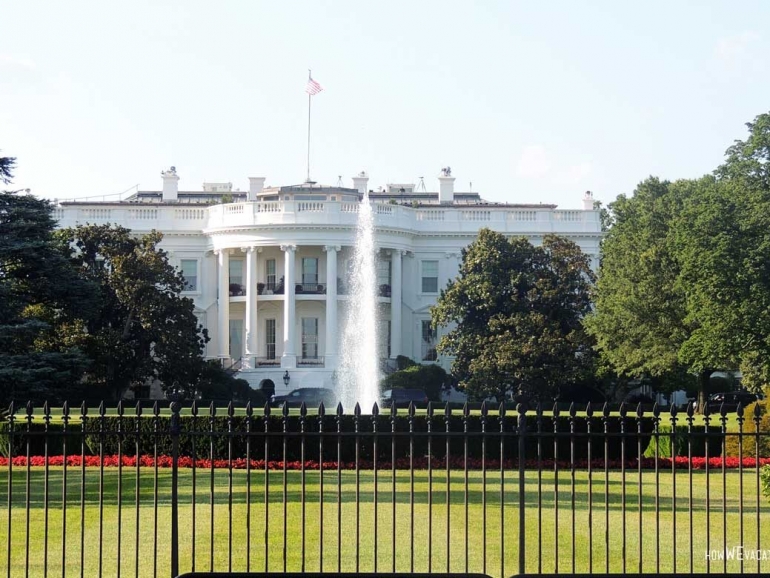 View of the White House from the street